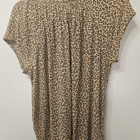 Chaps Cheetah Women Lace Up Top size L - Picture 7 of 9